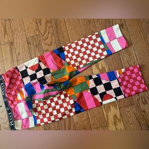 - Pucci Crop Leggings